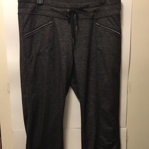Athleta Metro Slouch Capri Womens Size Large